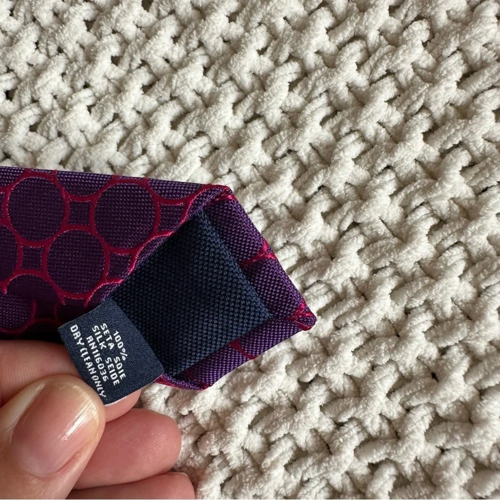 CHARLES TYRWHITT Circle Spot Purple & Hot Pink Woven 100% Silk Tie Men’s London